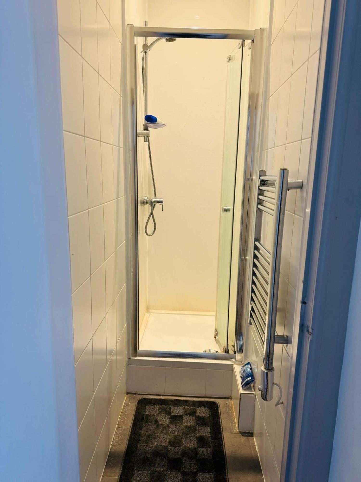 Cozy Edinburgh Apartment Escape ภายนอก รูปภาพ